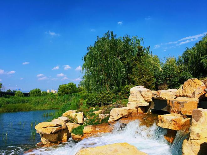 現(xiàn)場(chǎng)信息手機(jī)秒上傳 青島最大污水處理廠用上5G智慧巡檢，智能水務(wù)系統(tǒng)開創(chuàng)先河